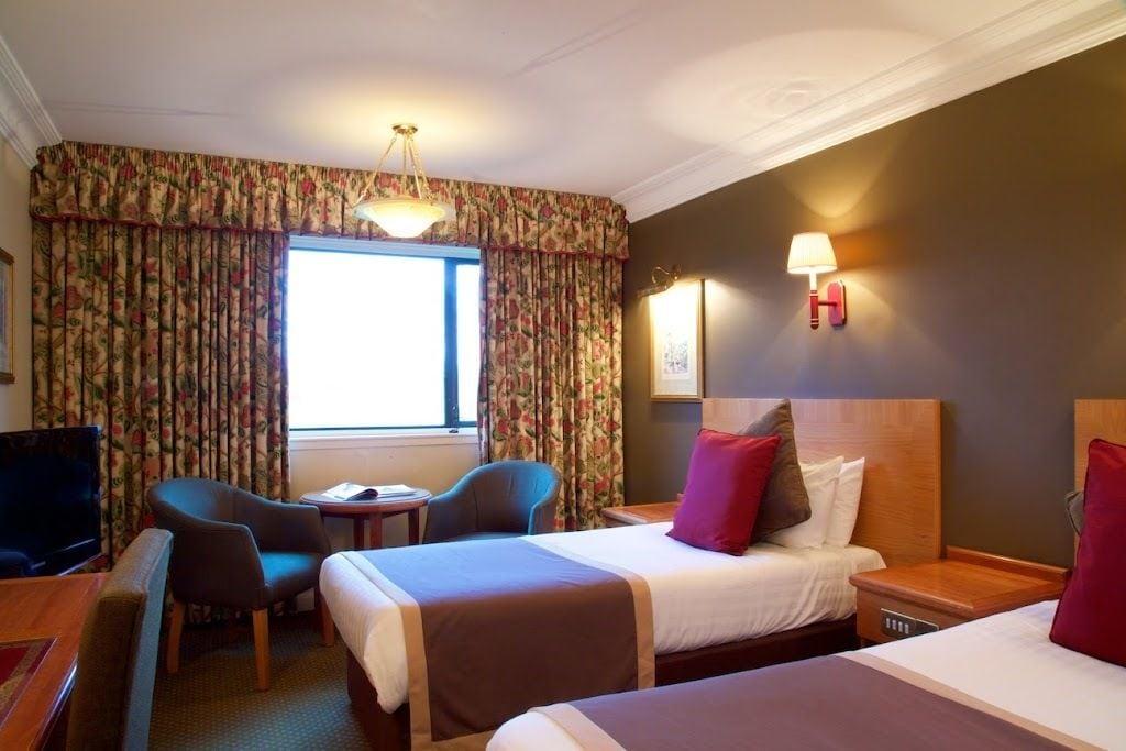 Riverside Lodge Hotel Irvine  Extérieur photo