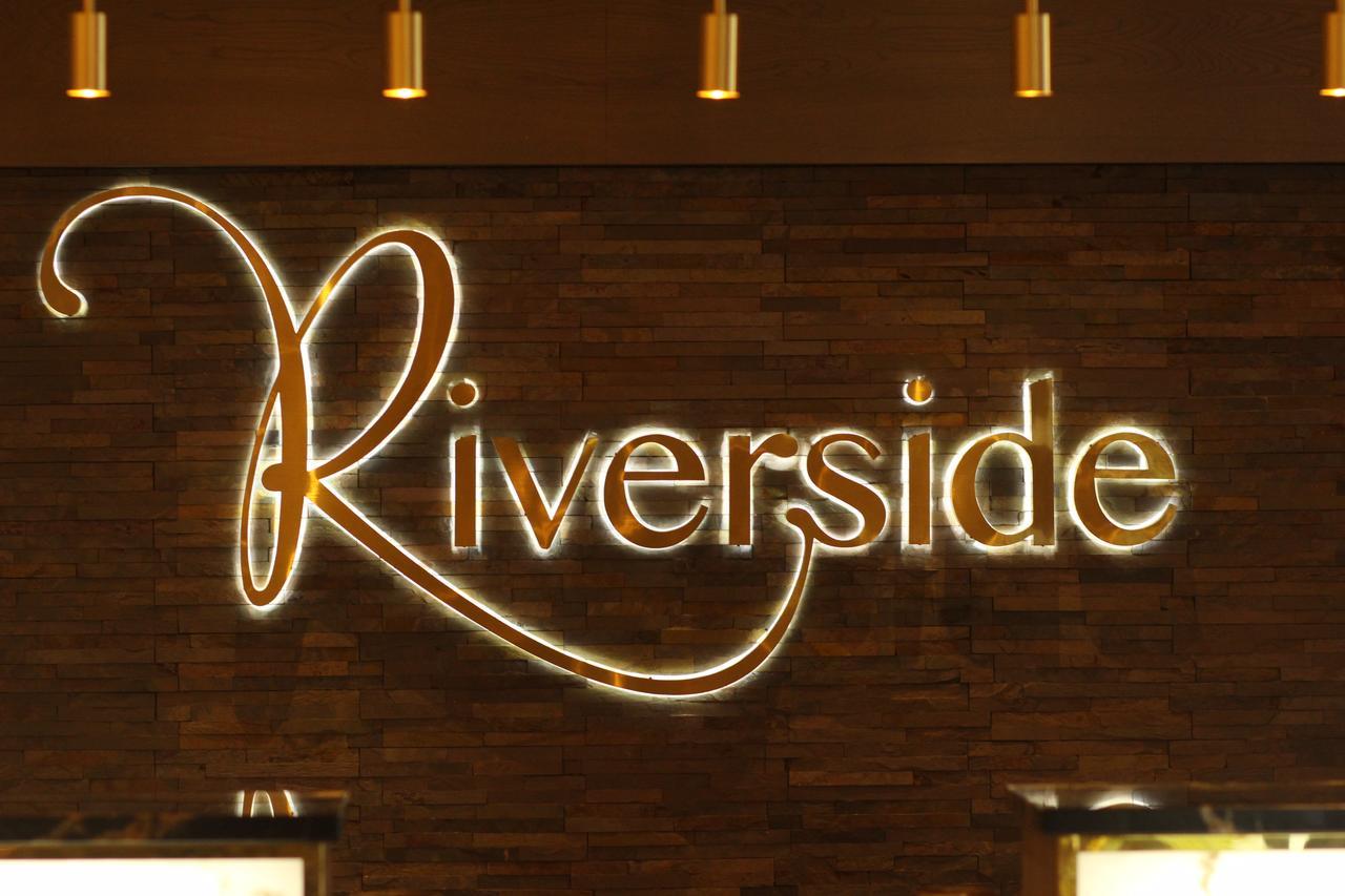 Riverside Lodge Hotel Irvine  Extérieur photo